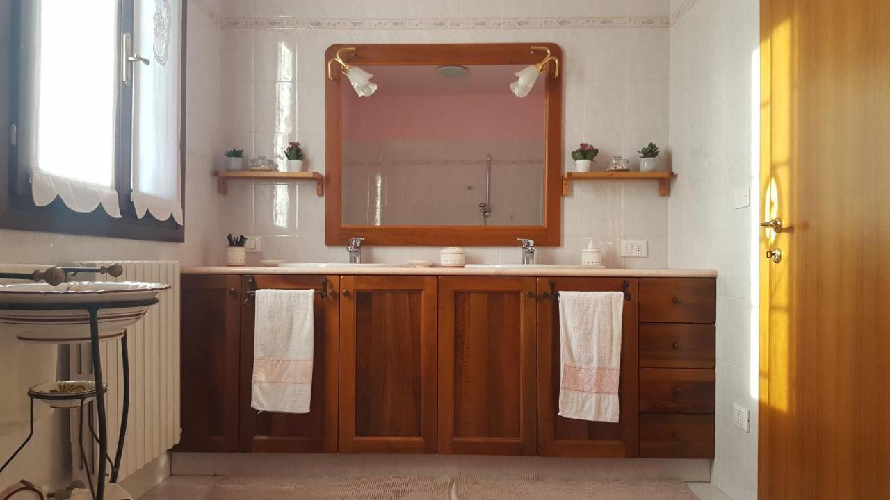 B&B I Girasoli Monte San Pietro Ngoại thất bức ảnh